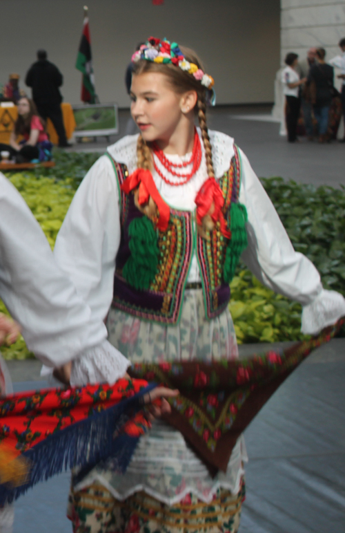 traditional Polish dance by PIAST group in Cleveland