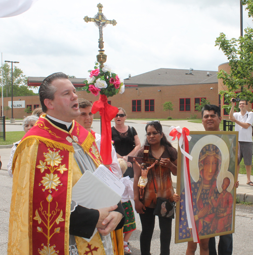 Fr Eric Orzech at St Casimir Way street dedication