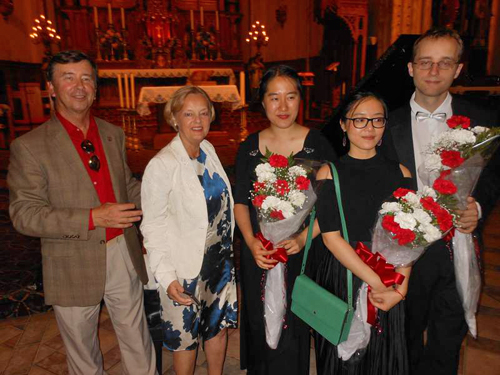 Wieslaw Binienda, Maria Szonert Binienda (parents),  Linda Duan, Jiana Peng, Konrad Binienda