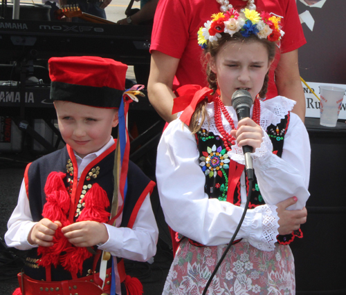 Students from the Henryk Sienkiewicz Polish School recited poetry in Polish at the 2018 Polish Constitution Day Program in Parma 