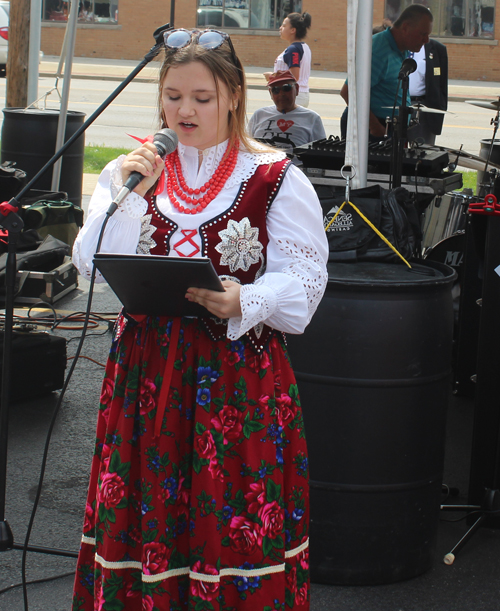 Students from the Henryk Sienkiewicz Polish School recited poetry in Polish at the 2018 Polish Constitution Day Program in Parma 