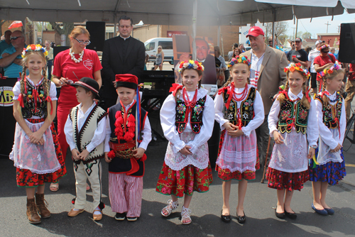 Students from the Henryk Sienkiewicz Polish School recited poetry in Polish at the 2018 Polish Constitution Day Program in Parma 