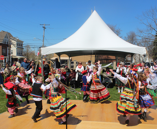 Grale Polish Folk Dancers