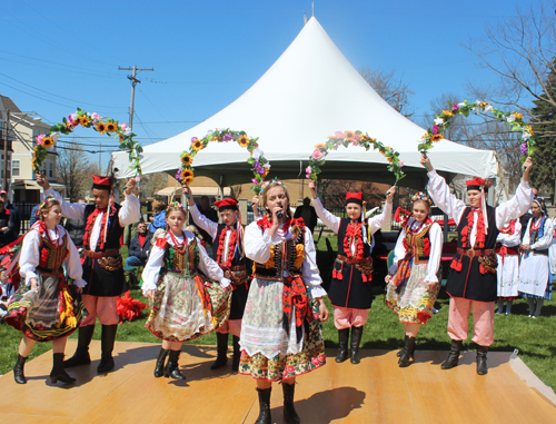 PIAST Polish Folk Song and Dance Ensemble