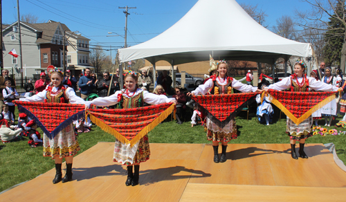 PIAST Polish Folk Song and Dance Ensemble