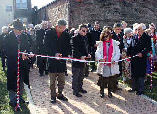 Cutting the ribbon at the new Polish Heritage Garden