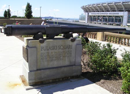 Cannon at Casimir Pulaski Square in Cleveland Ohio (photos by Dan Hanson)