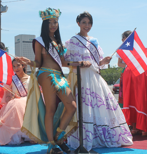 Puerto Rican parade in Cleveland - ladies on float