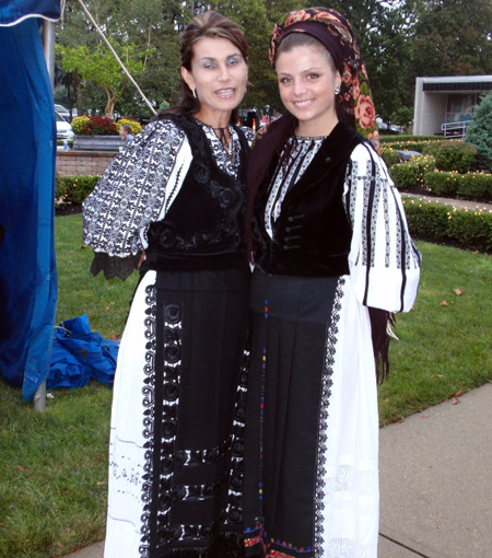 Romanian costumes