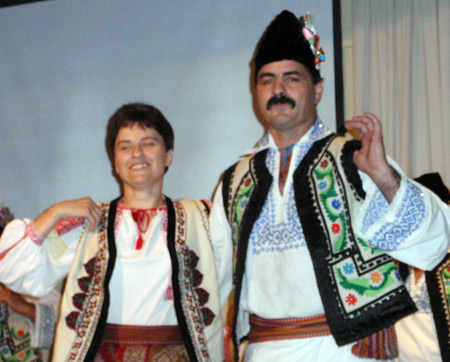 Sezatoarea Romanian Folk Dancers in Cleveland