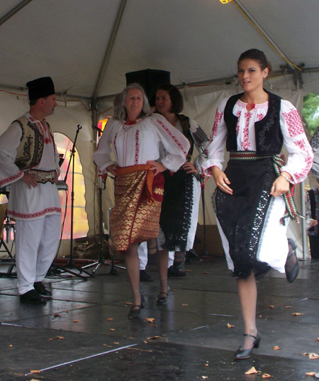 Sezatoarea Romanian Folk Dancers in Cleveland