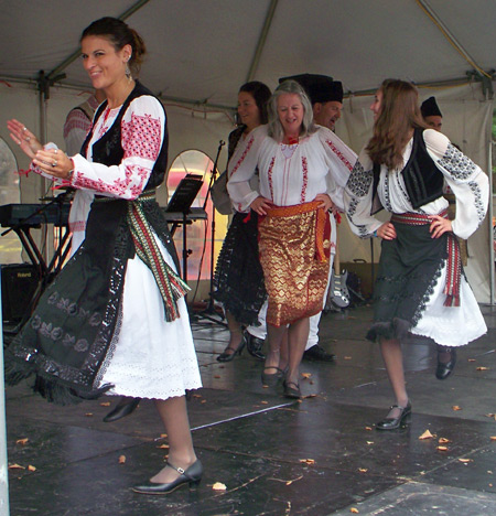 Sezatoarea Romanian Folk Dancers in Cleveland