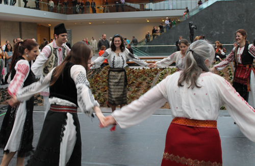 Sezatoarea Romanian Cultural Dancers