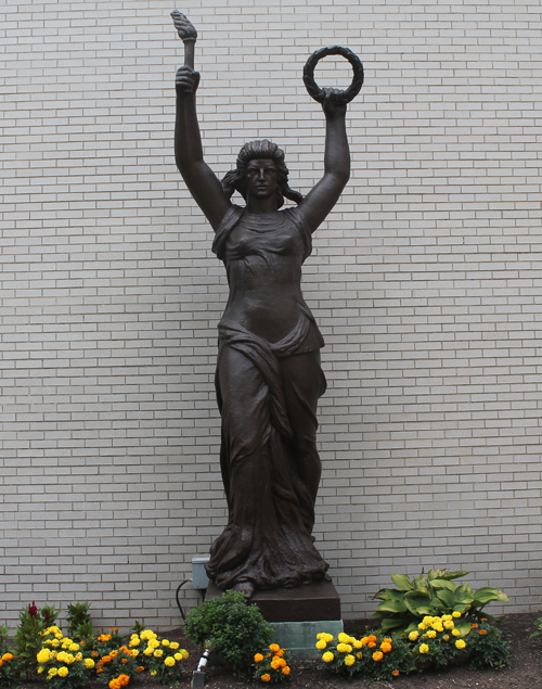 Freedom and Democracy statue by Oscar Han