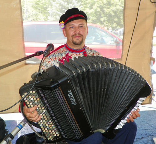 Moscow Nights performer