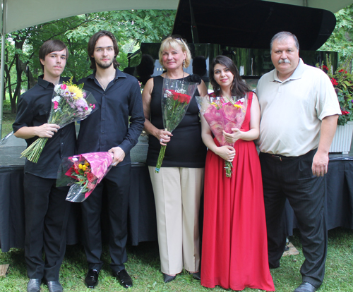 Boris Vinogradsky, Svetlana Stolyarova and performers