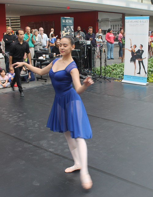 Young lady from the Cleveland Ballet Youth Company 