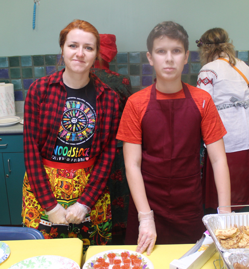 Cleveland Maslenitsa food volunteers