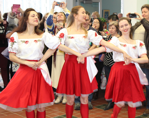 Paprika Girls Russian dance at Maslenitsa in Cleveland