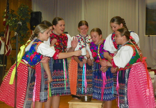 Kecera Folk Ensemble from Jakubany, Slovakia 