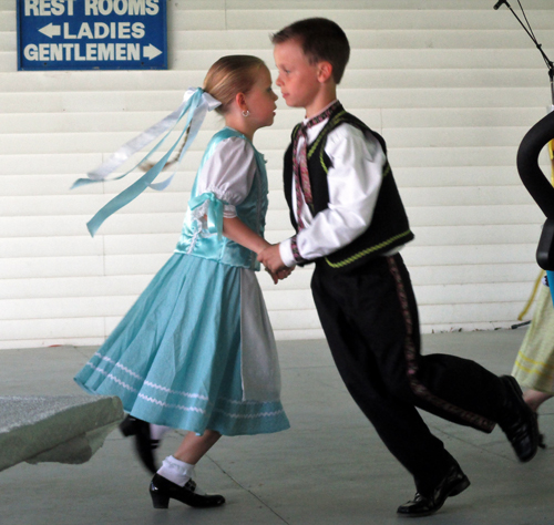 Dancing at the 2017 Rusyn Vatra