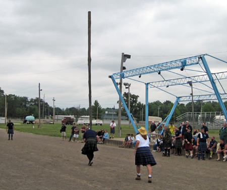 Caber Toss at 2011 Ohio Scottish Games