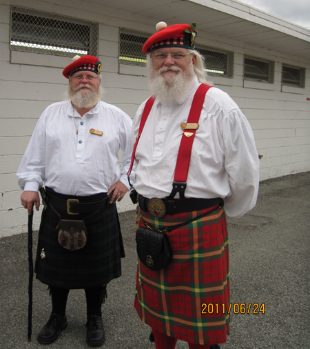 Santa Jim Hudson and Santa Kona Gant - Claus Clan Society