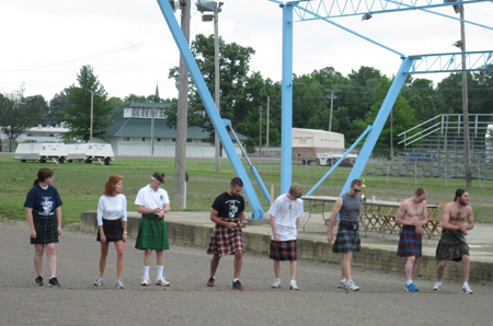 Kilted Mile start