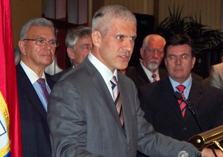 Serbian President Boris Tadic speaks at the Cleveland reception