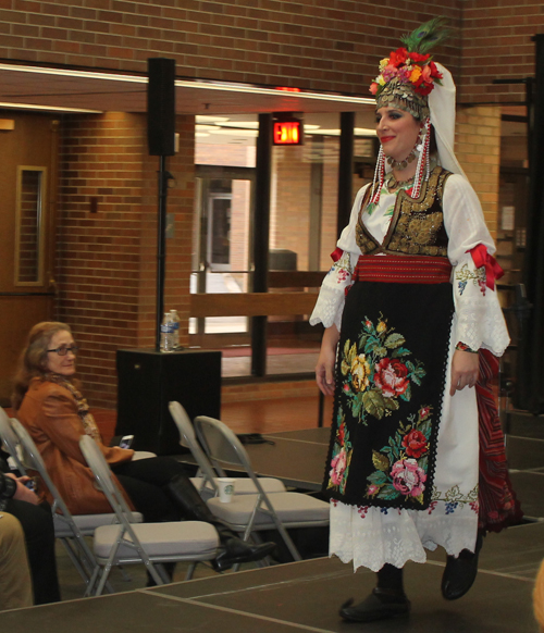 Traditional Serbian fashion costume from Sumadija Smiljevac