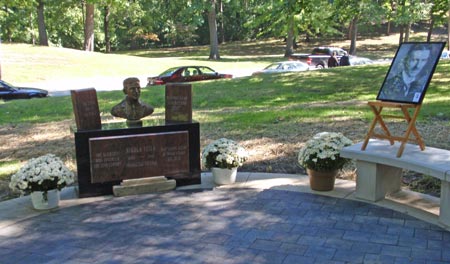 Nikola Tesla Statue in Serbian Cultural Garden in Cleveland - (photos by Dan Hanson)