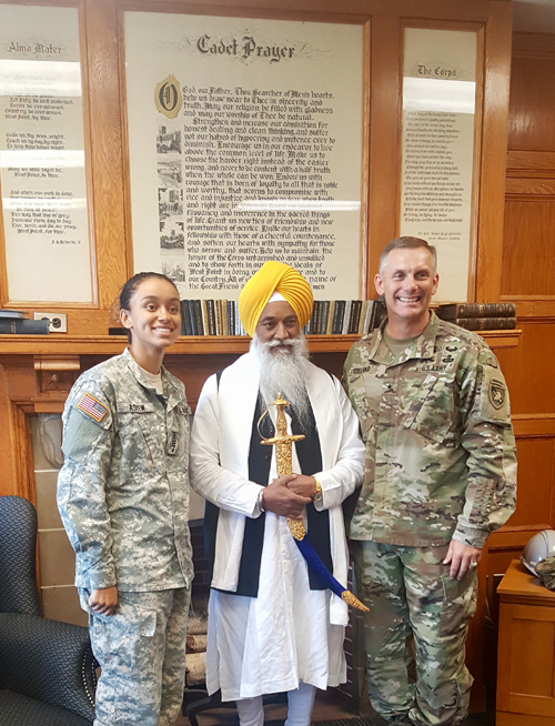 Jathedar Singh with Simone Askew and General Steve Gilliland