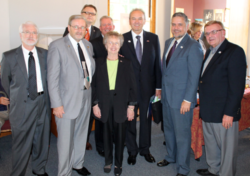 Consul Jure Zmauc, Ambassador Roman Kirn and group