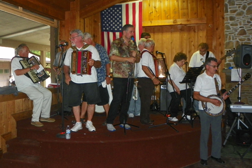 Polka accordion band jam