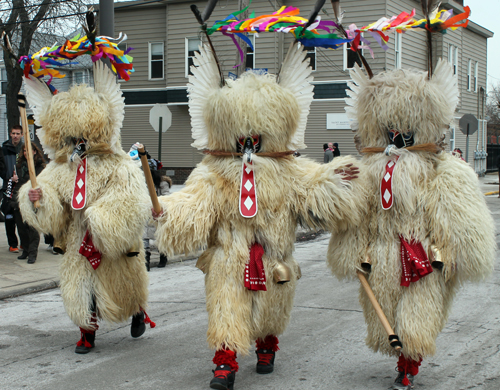 Kurenti lead the Cleveland Kurentovanje parade