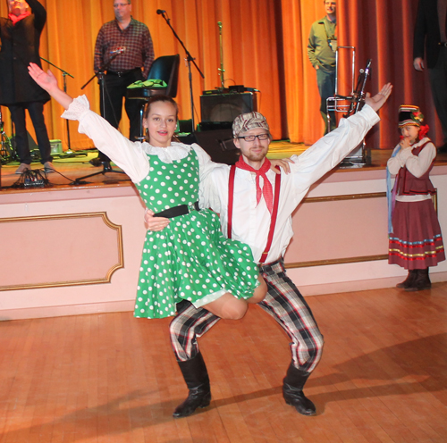 PIAST Polish Folk Song and Dance Ensemble Old Wasaw Polka dances at Kurentovanje