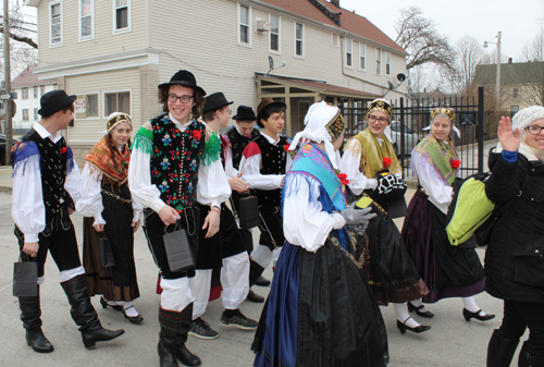 Folklorna Skupina Kres in 2019 Cleveland Kurentovanje Parade