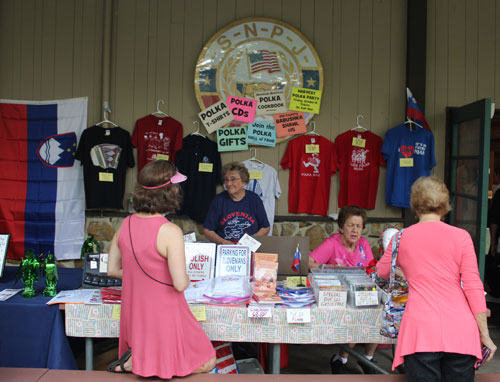 Slovenian gifts at Slovenian Sausage Fest