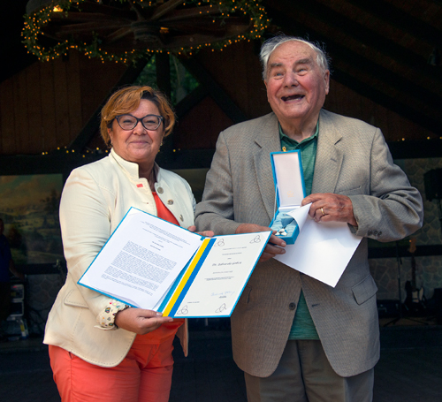 Consul General Jerak and Dr. Edward Gobetz - photo by Phil  Hrvatin