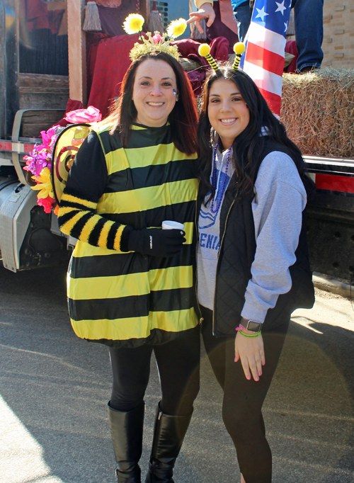 girls dressed as bees