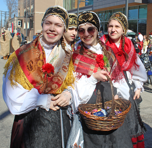 Girls in Slovenian costumes