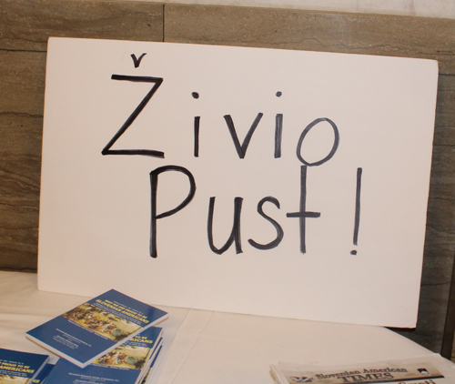 Zivio Pust