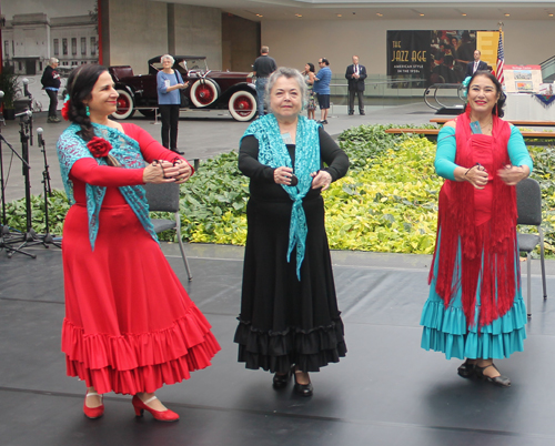 Fairmount Spanish Dancers perform with castanets