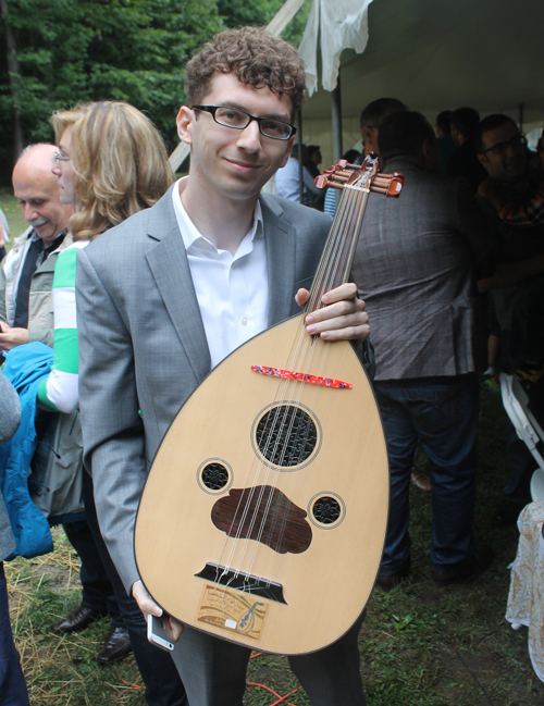 Omar Salka with his oud