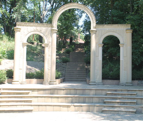 Replica of the Arch of Palmyra