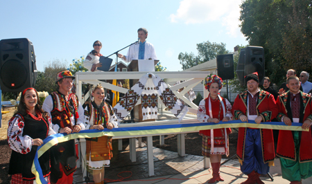 Ukraine Heritage Park ceremony