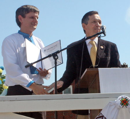 Roman Fedkiw accepts proclamation from Congressman Dennis Kucinich