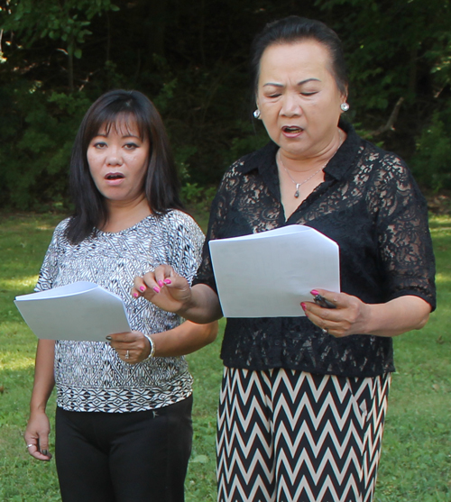 Oanh Loi-Powell and Gia Hoa Ryan