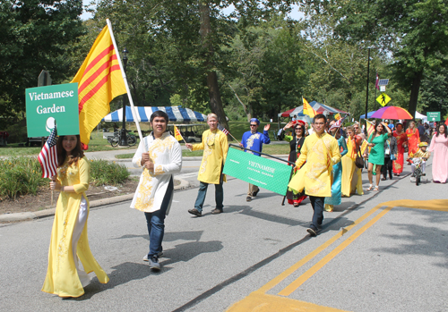 Vietnamese Cultural Garden marching in the One World Day Parade of Flags