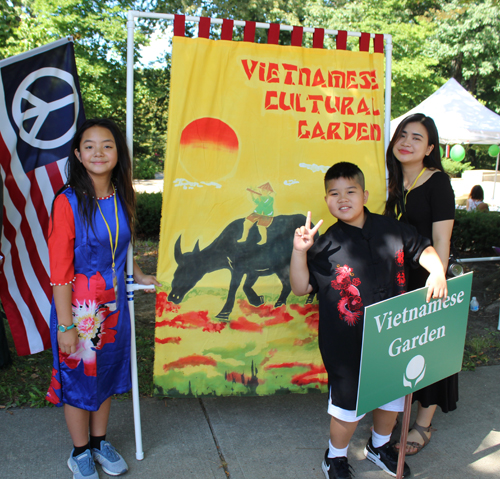 Vietnamese Cultural Garden on One World Day 2018